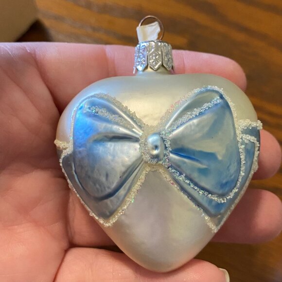 Czech Republic blown glass coquette heart Christmas tree ornaments set of 3 - Picture 6 of 12